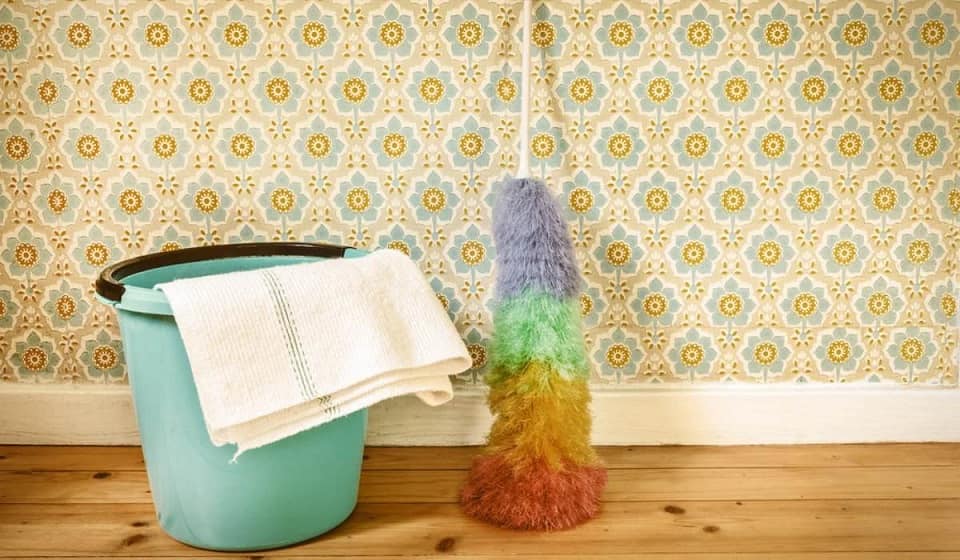 شستشوی کاغذ دیواری در نظافت منزل